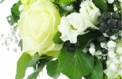 Bouquet Rond Blanc & Vert "Grenoble" -Boutique Fleur Deuil bouquet rond blanc vert grenoble 2