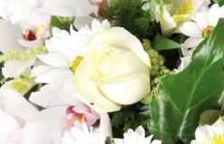 Coeur En Fleurs Pour Un Deuil Nuage -Boutique Fleur Deuil coeur en fleurs pour un deuil nuage 2