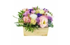 Composition De Fleurs Carrée Pastel "Quito"