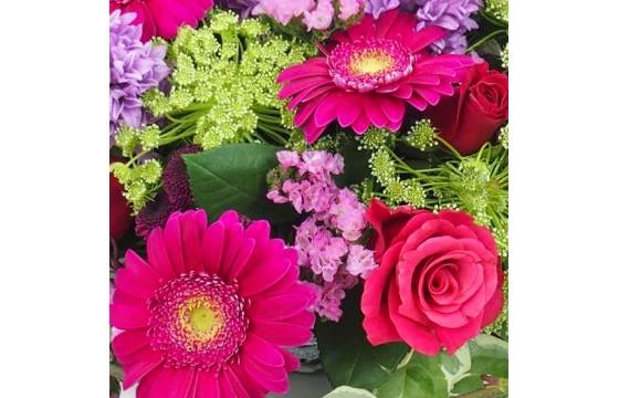 Composition Florale Fuchsia & Mauve "Vancouver" 2 Composition Florale Fuchsia & Mauve "Vancouver" – Image 2