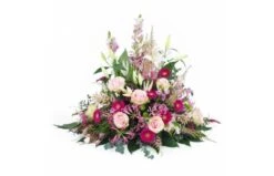 Coussin De Fleurs Pastels En Hauteur "Tirynthe"