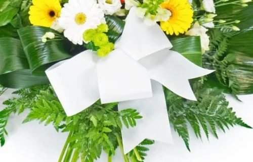 Gerbe De Fleurs Jaunes Oranges & Blanches -Boutique Fleur Deuil gerbe de fleurs jaunes oranges blanches 3