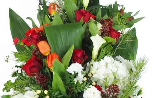 Gerbe De Fleurs Piquées "Hestia" 5 Gerbe De Fleurs Piquées "Hestia" -Boutique Fleur Deuil gerbe de fleurs piquees hestia 2